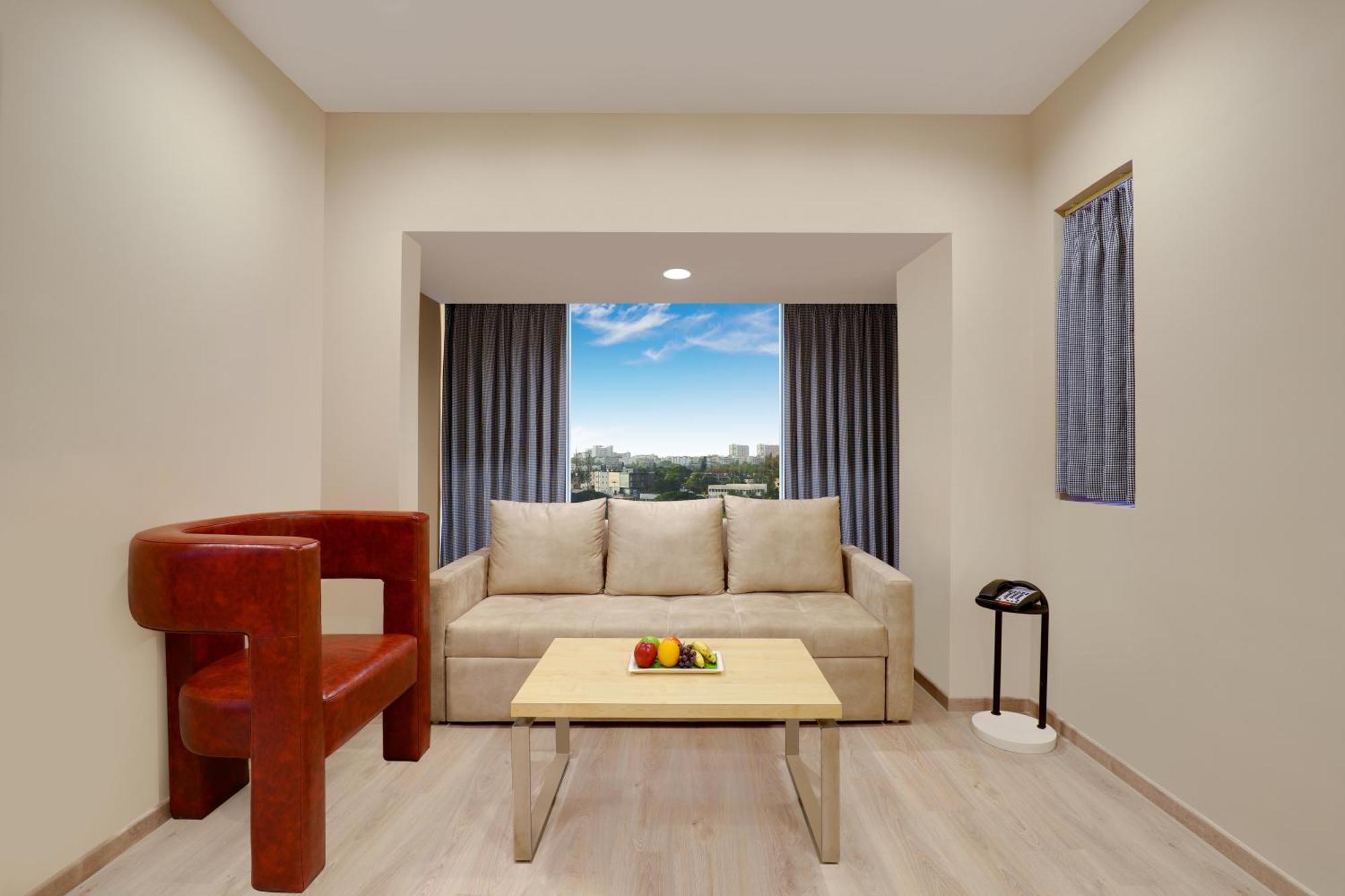 Lemon Tree Suites, Whitefield, Bengaluru Bagian luar foto