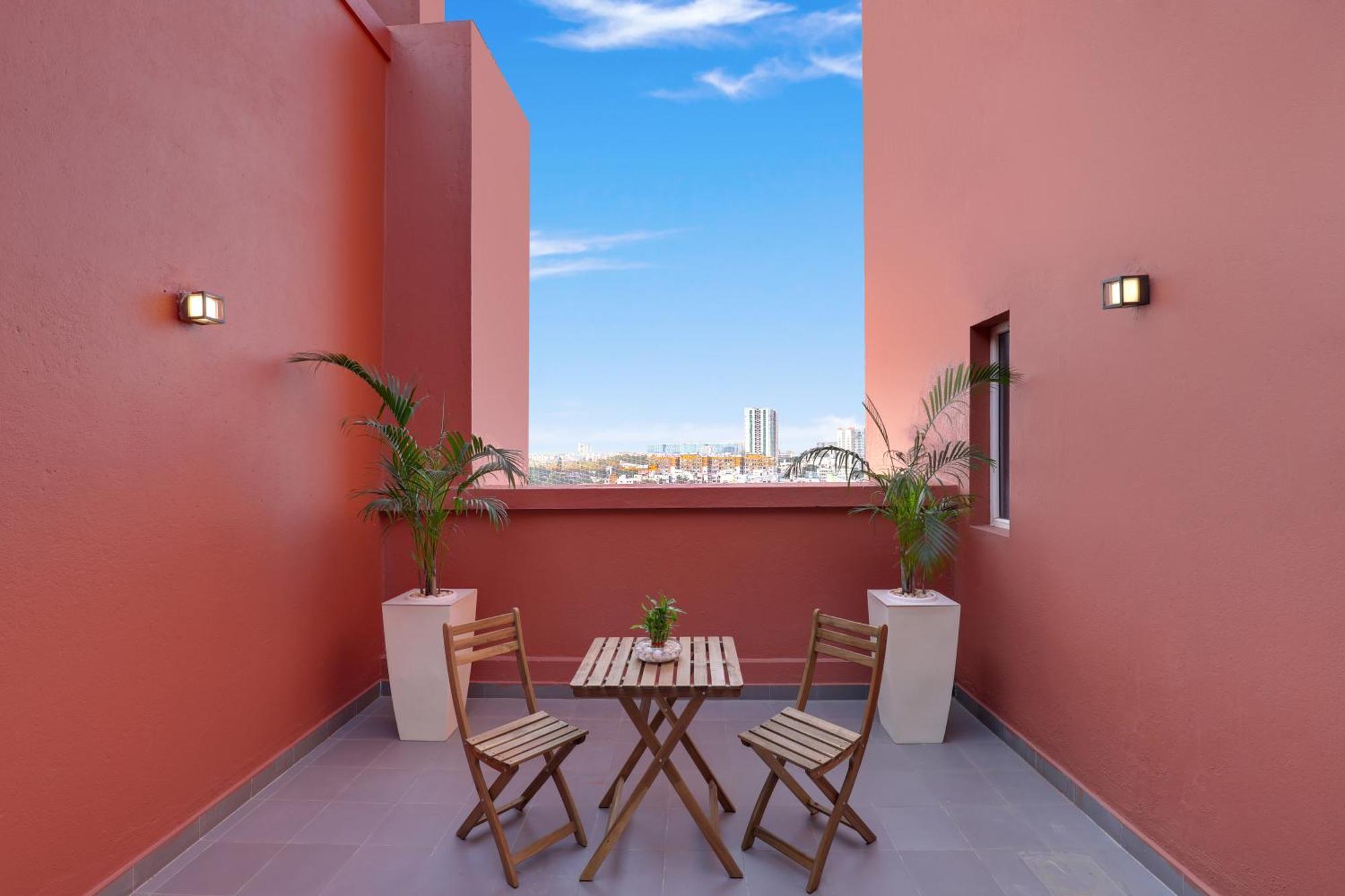 Lemon Tree Suites, Whitefield, Bengaluru Bagian luar foto