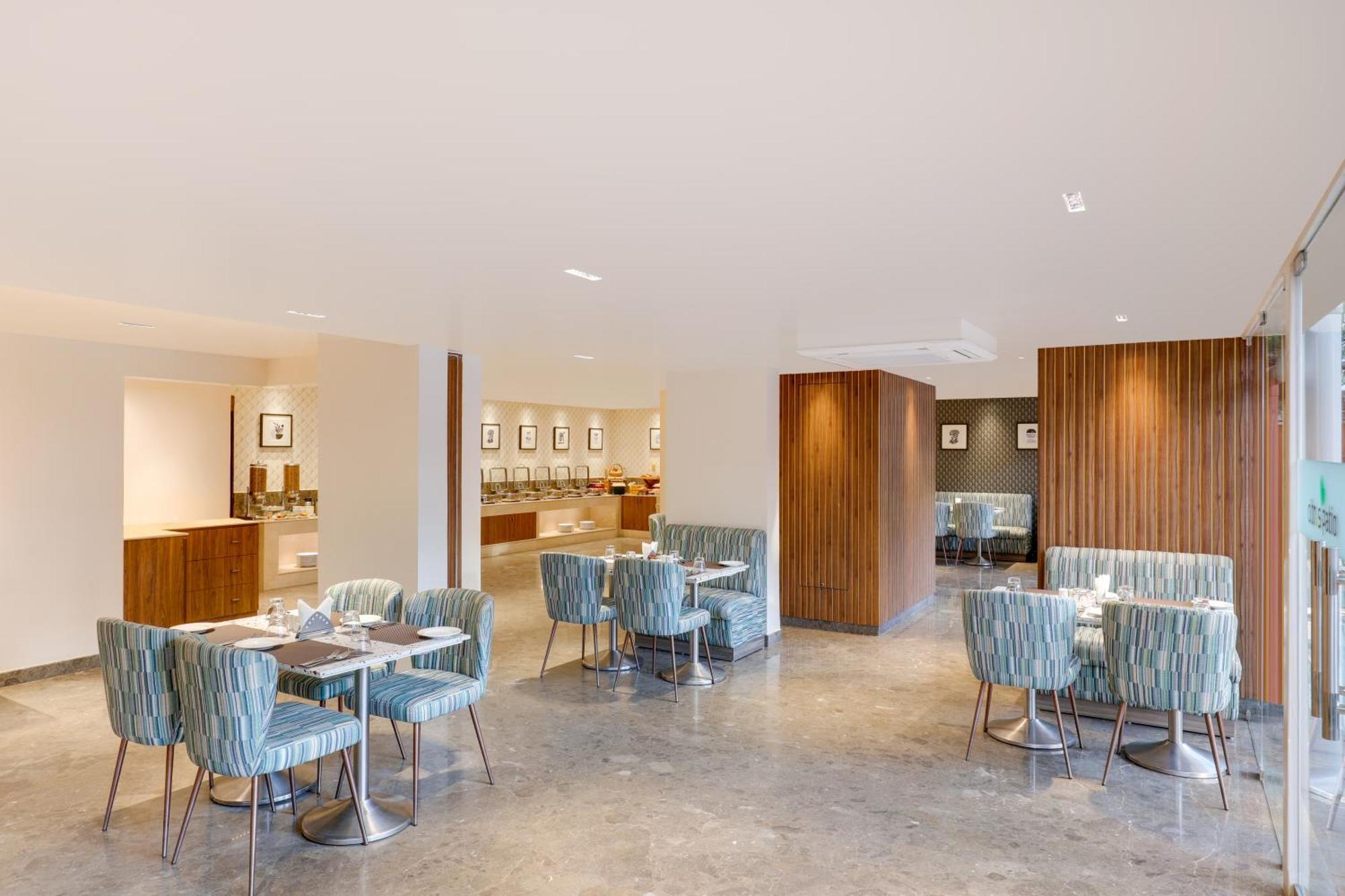 Lemon Tree Suites, Whitefield, Bengaluru Bagian luar foto