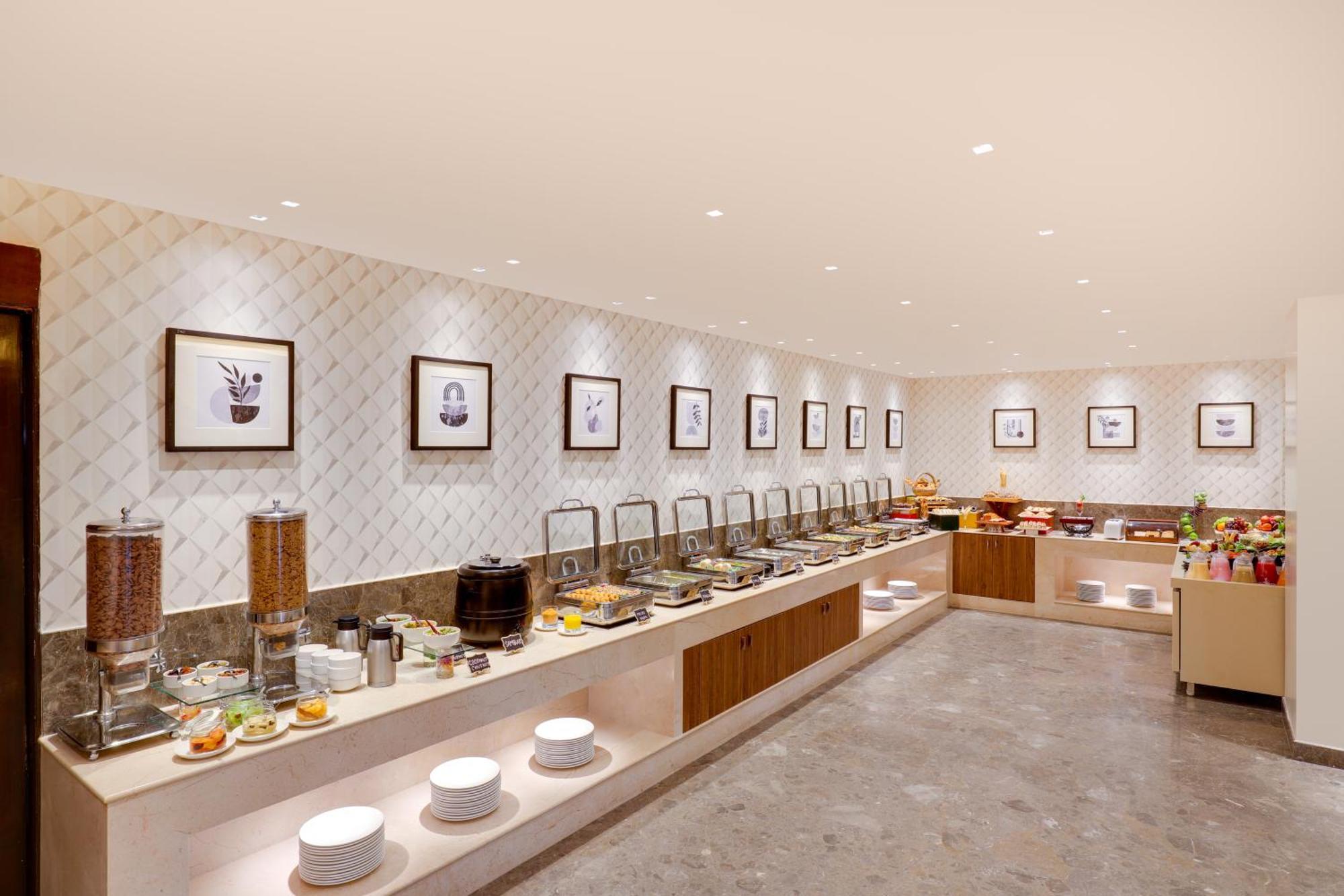 Lemon Tree Suites, Whitefield, Bengaluru Bagian luar foto