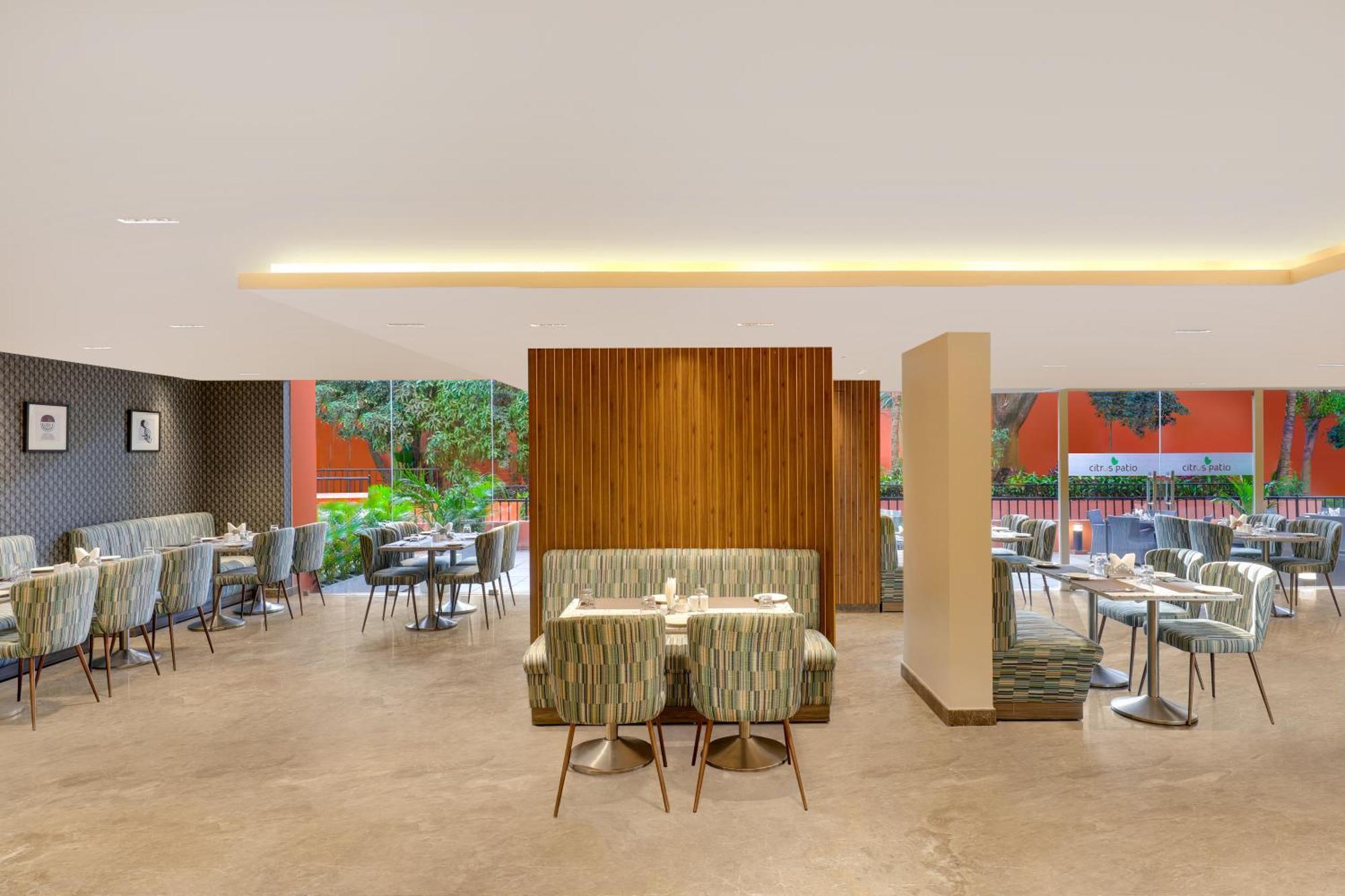 Lemon Tree Suites, Whitefield, Bengaluru Bagian luar foto