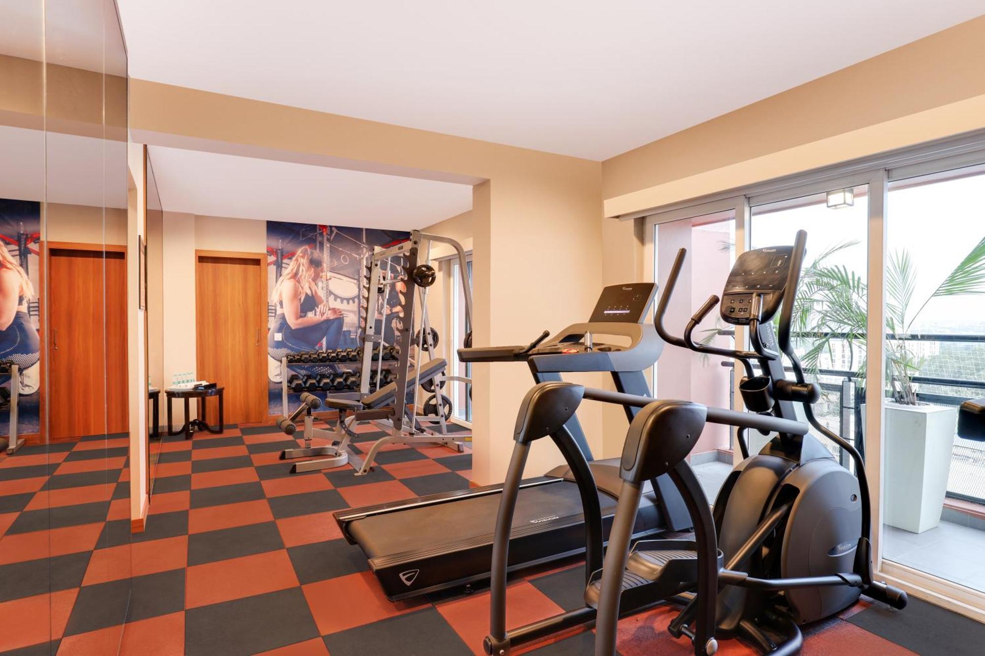 Lemon Tree Suites, Whitefield, Bengaluru Bagian luar foto